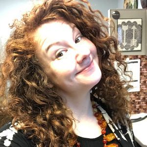 Meet your Posher, Maria